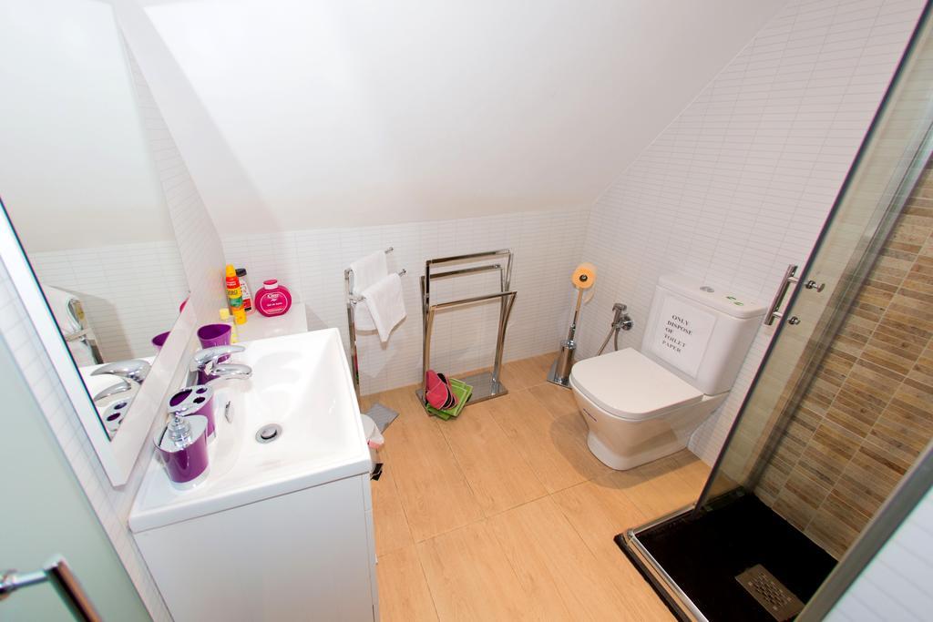 Apartamentos Madrid Centro Bagian luar foto